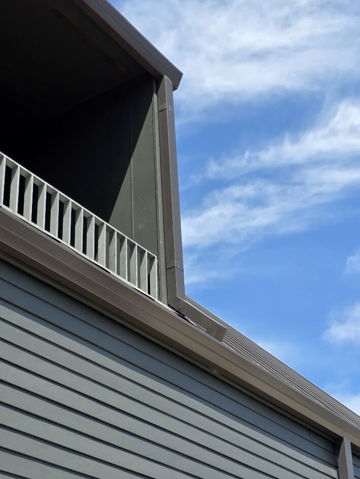 3x4 box spout and fascia gutter for Outlier Construction, East Medford OR