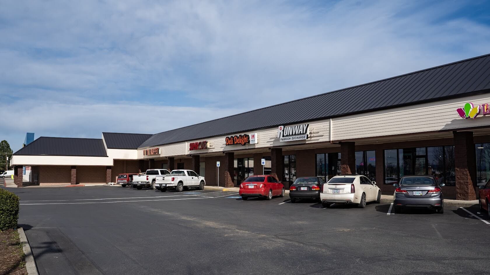 Poplar Square Shopping Center